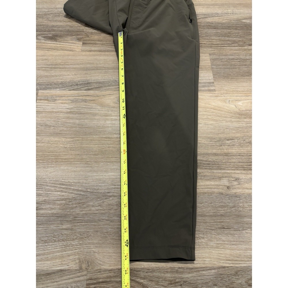 Vuori Women's Green Miles Ankle Athleisure Straight Cropped Pants See Measures - Picture 7 of 7